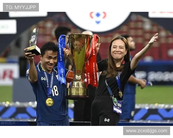 南京排球队以94分领跑杯赛积分榜展现强劲实力